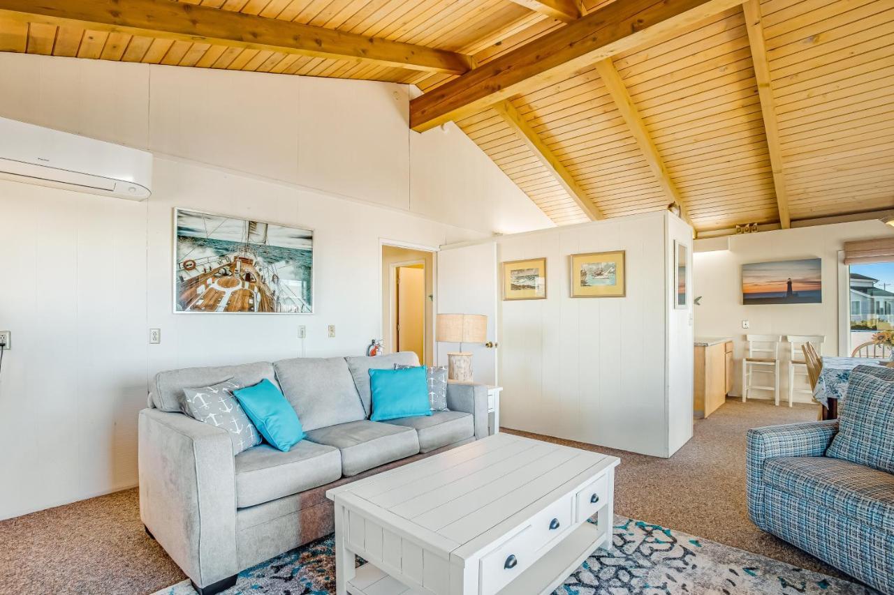 Beach Retreat Newport Exterior photo