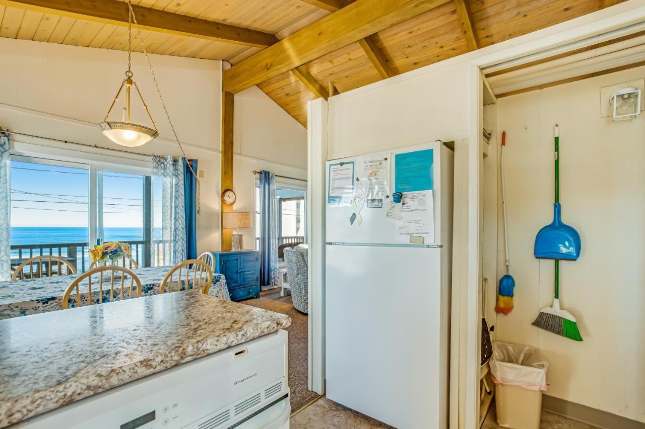 Beach Retreat Newport Exterior photo